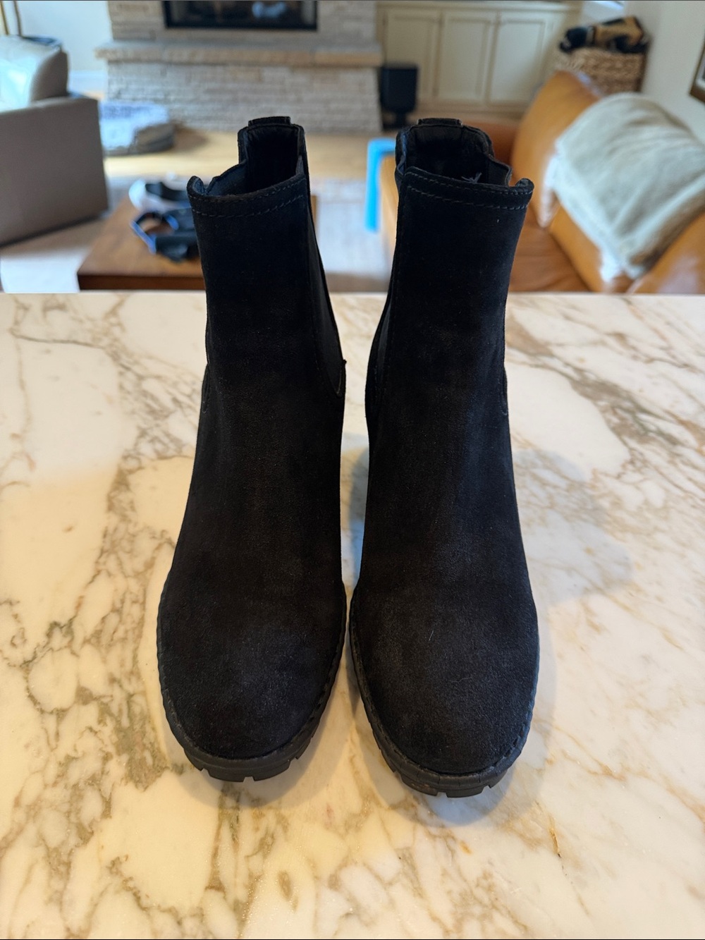 Vince Women's Black Suede Water Repellent Ankle Boots - Classic Chelsea Style 8M
